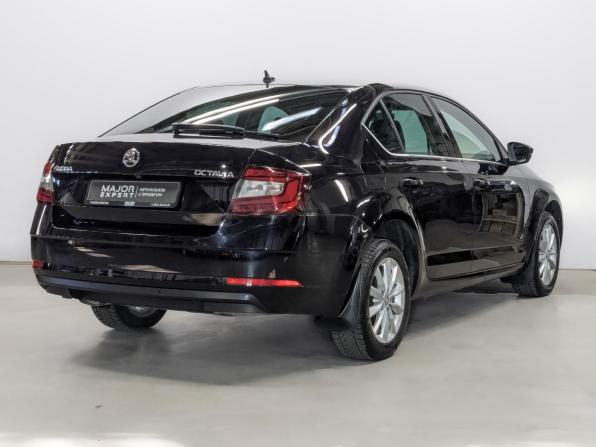 Skoda Octavia III (A7) Рестайлинг с пробегом 2018 года, цена 1 795 000 рублей, 95124 км, лифтбек, Автокод Объявления