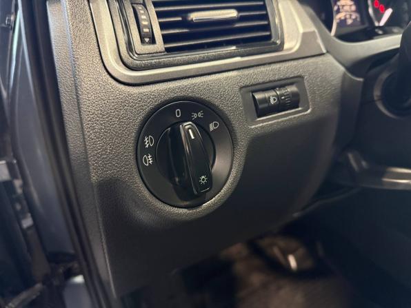 Skoda Rapid I с пробегом 2014 года, цена 980 000 рублей, 92792 км, лифтбек, Автокод Объявления