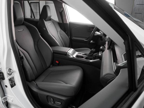 Toyota RAV4 VI (XA60) с пробегом 2026 года, цена 4 999 000 рублей, 34 км, внедорожник, Автокод Объявления