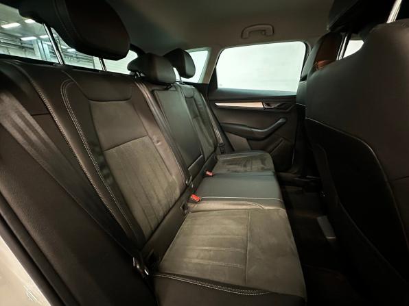 Skoda Karoq I с пробегом 2020 года, цена 1 320 000 рублей, 274977 км, внедорожник, Автокод Объявления