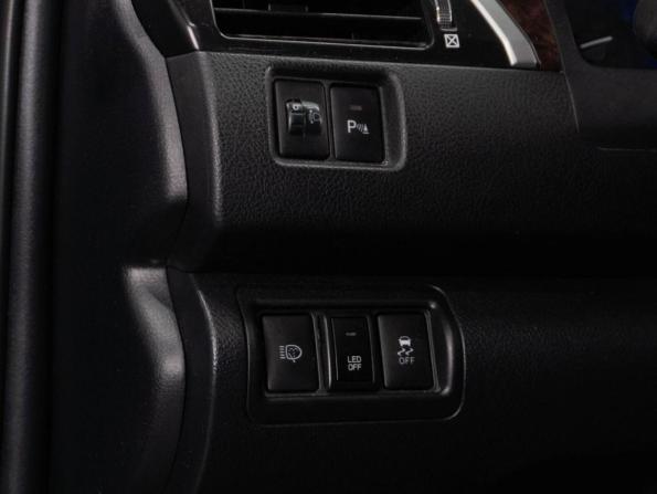 Toyota Camry VII (XV50) Рестайлинг с пробегом 2015 года, цена 1 870 000 рублей, 295029 км, седан, Автокод Объявления