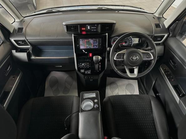 Toyota Roomy I Рестайлинг с пробегом 2021 года, цена 1 410 000 рублей, 55237 км, минивэн, Автокод Объявления