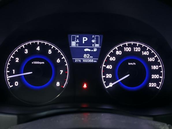 Hyundai Solaris I Рестайлинг с пробегом 2015 года, цена 1 250 000 рублей, 102358 км, седан, Автокод Объявления