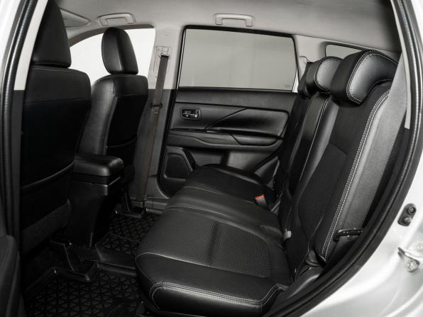Mitsubishi Outlander III с пробегом 2013 года, цена 1 499 500 рублей, 170010 км, внедорожник, Автокод Объявления