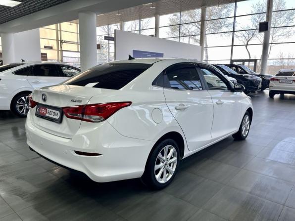 Changan Alsvin с пробегом 2023 года, цена 1 079 900 рублей, 39400 км, седан, Автокод Объявления