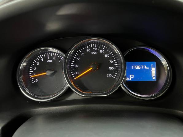 Renault Logan II с пробегом 2016 года, цена 690 000 рублей, 173676 км, седан, Автокод Объявления