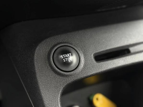 Renault Kaptur I с пробегом 2019 года, цена 1 418 000 рублей, 134768 км, внедорожник, Автокод Объявления