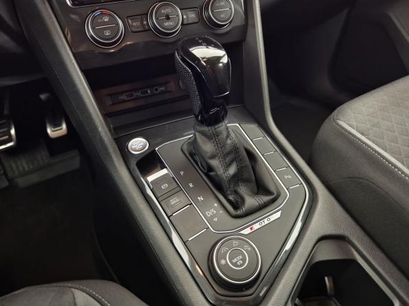 Volkswagen Tiguan II с пробегом 2020 года, цена 2 349 000 рублей, 98182 км, внедорожник, Автокод Объявления
