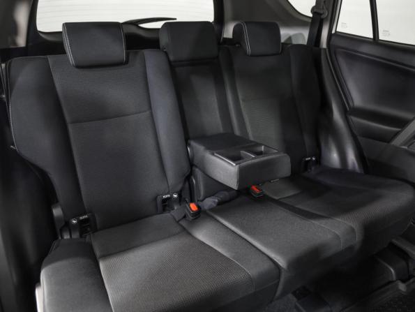 Toyota RAV4 IV (XA40) Рестайлинг с пробегом 2017 года, цена 2 399 000 рублей, 64430 км, внедорожник, Автокод Объявления