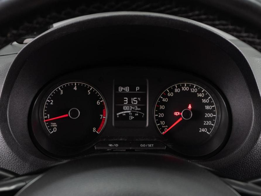 Volkswagen Polo V Рестайлинг Тюмень  - изображение 13
