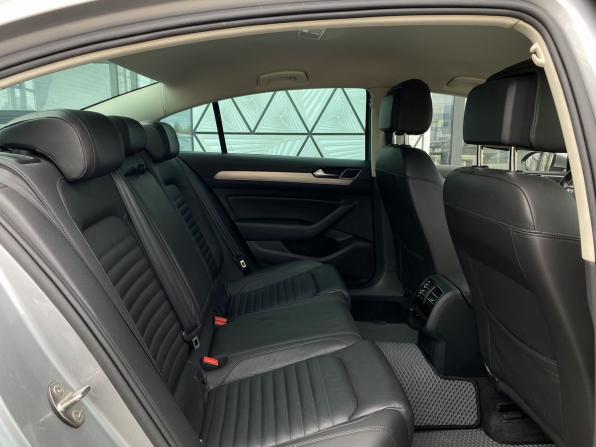Volkswagen Passat B8 с пробегом 2017 года, цена 1 759 000 рублей, 172136 км, седан, Автокод Объявления