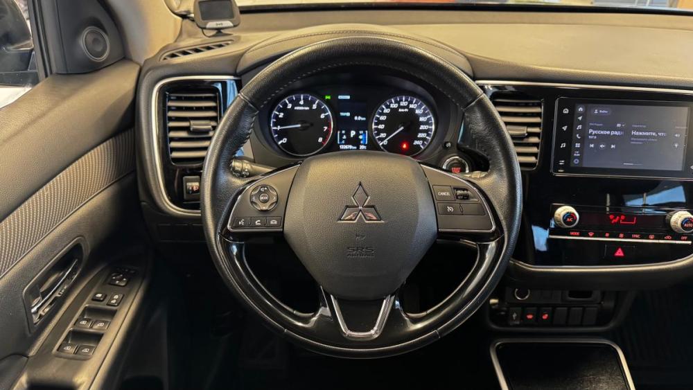 Mitsubishi Outlander III Рестайлинг 3 Санкт-Петербург  - изображение 18