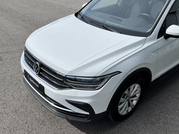Volkswagen Tiguan II Рестайлинг с пробегом 2021 года, цена 3 220 000 рублей, 33390 км, внедорожник, Автокод Объявления