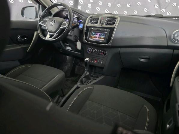 Renault Sandero II Рестайлинг с пробегом 2018 года, цена 985 000 рублей, 126666 км, хэтчбек, Автокод Объявления