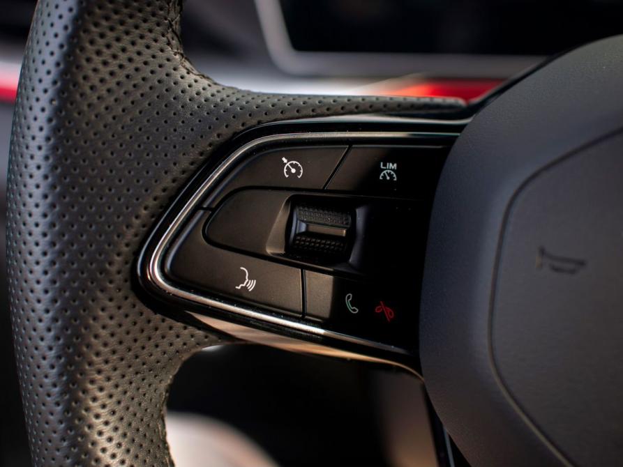 Geely Coolray I Рестайлинг Курган  - изображение 14