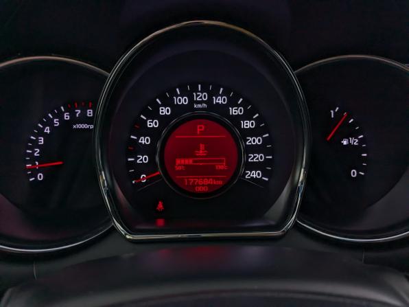 Kia Ceed II Рестайлинг с пробегом 2017 года, цена 1 210 000 рублей, 177682 км, хэтчбек, Автокод Объявления