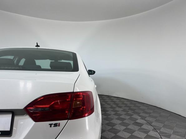 Volkswagen Jetta VI с пробегом 2012 года, цена 899 000 рублей, 130000 км, седан, Автокод Объявления
