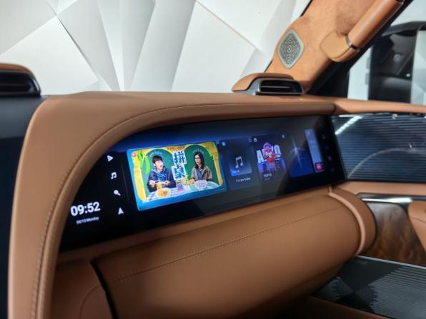 BYD Yangwang U8 с пробегом 2023 года, цена 10 459 000 рублей, 33395 км, внедорожник, Автокод Объявления