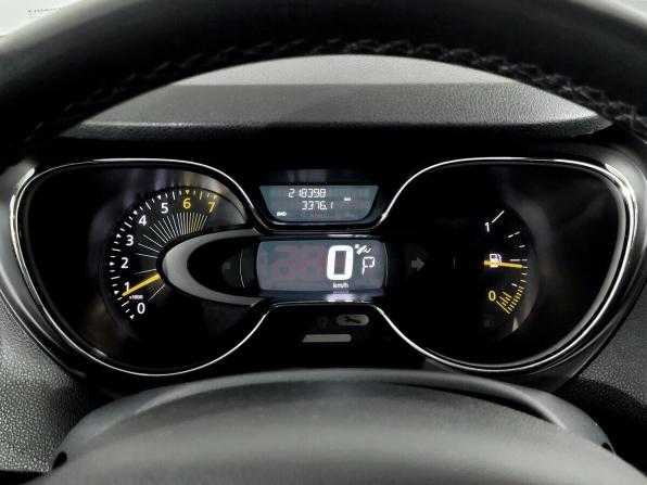Renault Kaptur I с пробегом 2016 года, цена 1 220 000 рублей, 213372 км, внедорожник, Автокод Объявления