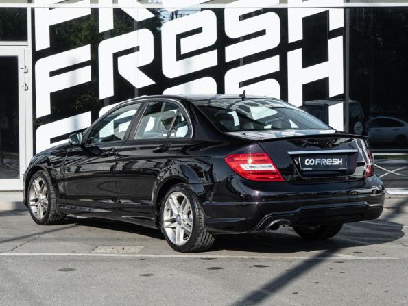 Mercedes-Benz C-Класс III (W204) Рестайлинг с пробегом 2012 года, цена 1 299 000 рублей, 202199 км, седан, Автокод Объявления
