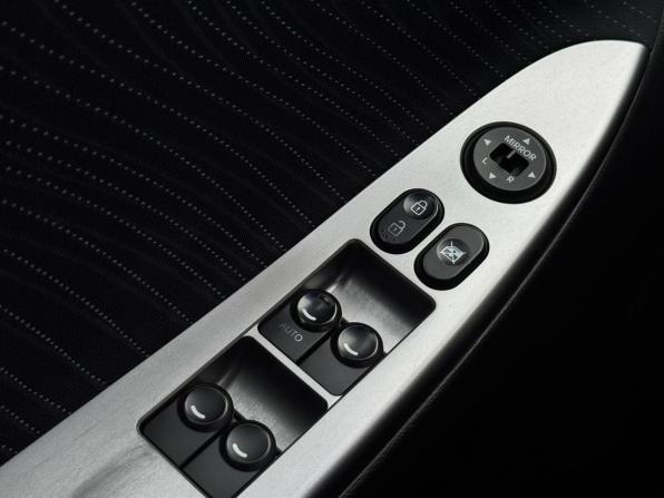 Hyundai Solaris I Рестайлинг с пробегом 2015 года, цена 989 000 рублей, 168324 км, седан, Автокод Объявления