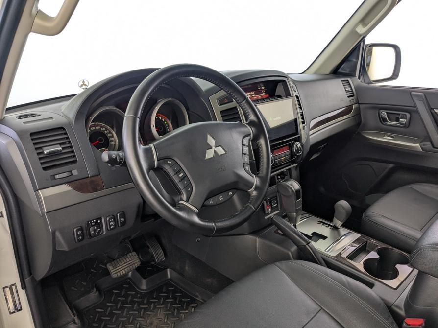 Mitsubishi Pajero IV Рестайлинг 2 Москва  - изображение 15