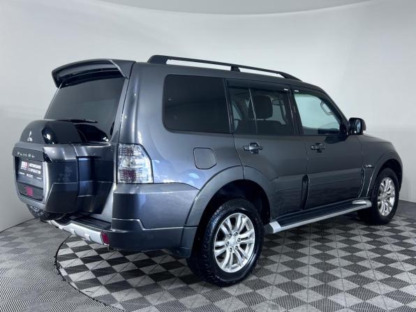 Mitsubishi Pajero IV Рестайлинг 2 с пробегом 2015 года, цена 2 140 000 рублей, 213603 км, внедорожник, Автокод Объявления