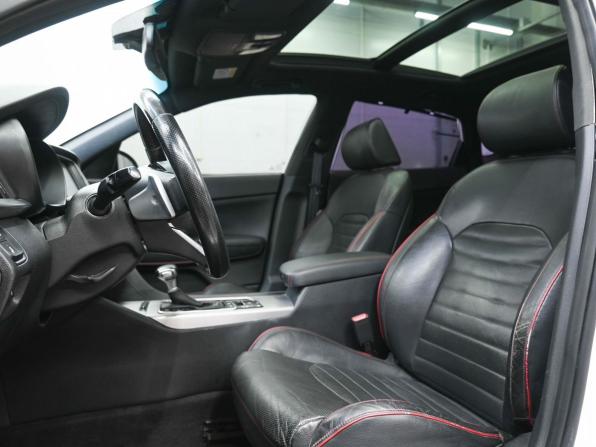 Kia Optima IV Рестайлинг с пробегом 2018 года, цена 2 099 900 рублей, 82231 км, седан, Автокод Объявления