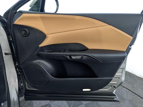 Lexus RX V с пробегом 2025 года, цена 7 510 000 рублей, 14995 км, внедорожник, Автокод Объявления