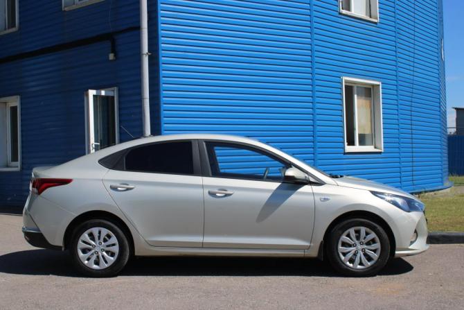 Hyundai Solaris II Рестайлинг с пробегом 2020 года, цена 1 399 000 рублей, 98000 км, седан, Автокод Объявления