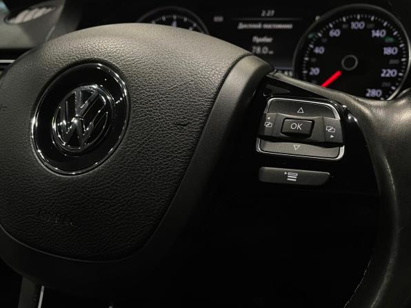 Volkswagen Touareg II Рестайлинг с пробегом 2015 года, цена 2 490 000 рублей, 166249 км, внедорожник, Автокод Объявления