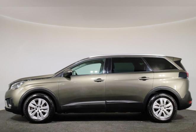 Peugeot 5008 II с пробегом 2018 года, цена 1 820 000 рублей, 159761 км, внедорожник, Автокод Объявления