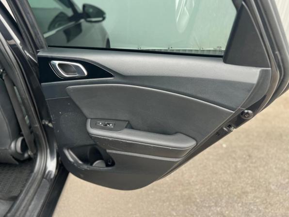 Kia Ceed III с пробегом 2019 года, цена 1 450 000 рублей, 173000 км, универсал, Автокод Объявления