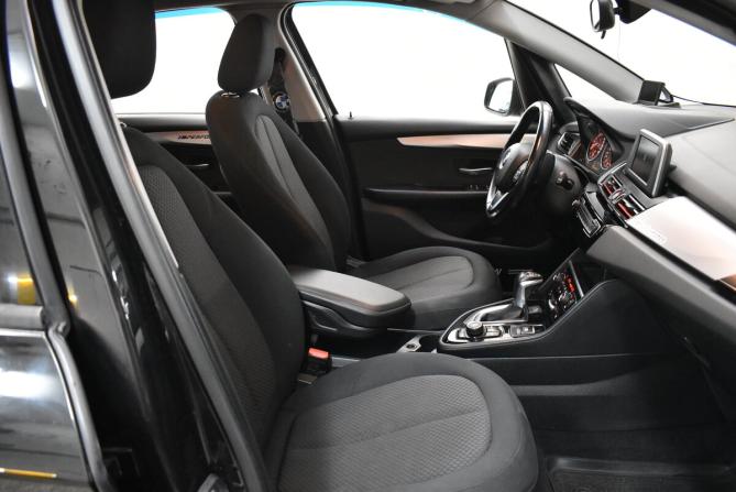 BMW 2 серии Active Tourer F45 с пробегом 2017 года, цена 1 045 000 рублей, 183693 км, минивэн, Автокод Объявления