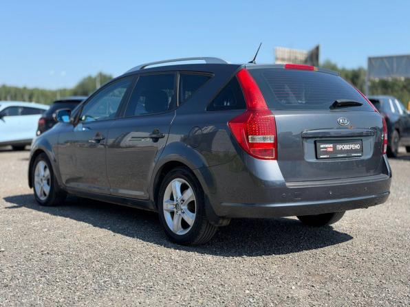 Kia Ceed I Рестайлинг с пробегом 2010 года, цена 585 000 рублей, 253800 км, универсал, Автокод Объявления