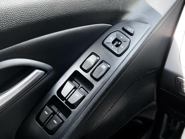 Hyundai ix35 I с пробегом 2013 года, цена 1 289 000 рублей, 205015 км, внедорожник, Автокод Объявления