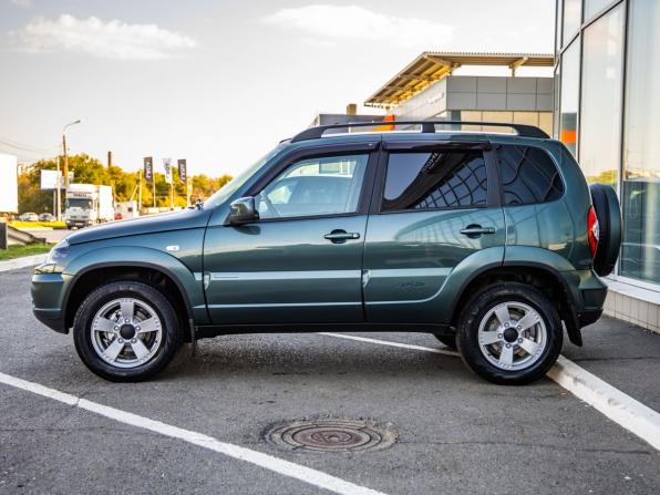 Chevrolet Niva I Рестайлинг с пробегом 2018 года, цена 998 000 рублей, 41986 км, внедорожник, Автокод Объявления