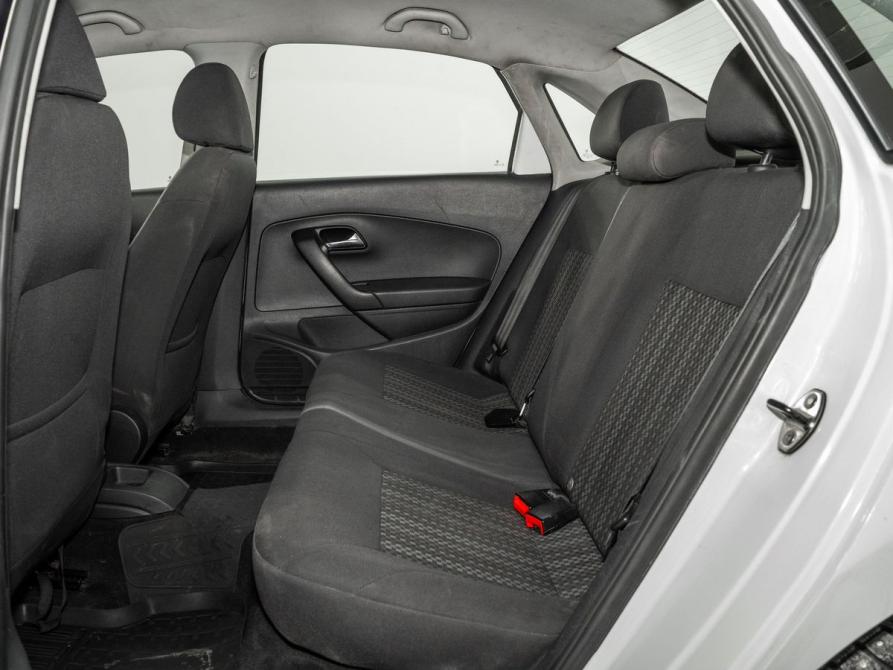 Volkswagen Polo V Рестайлинг Иркутск  - изображение 7