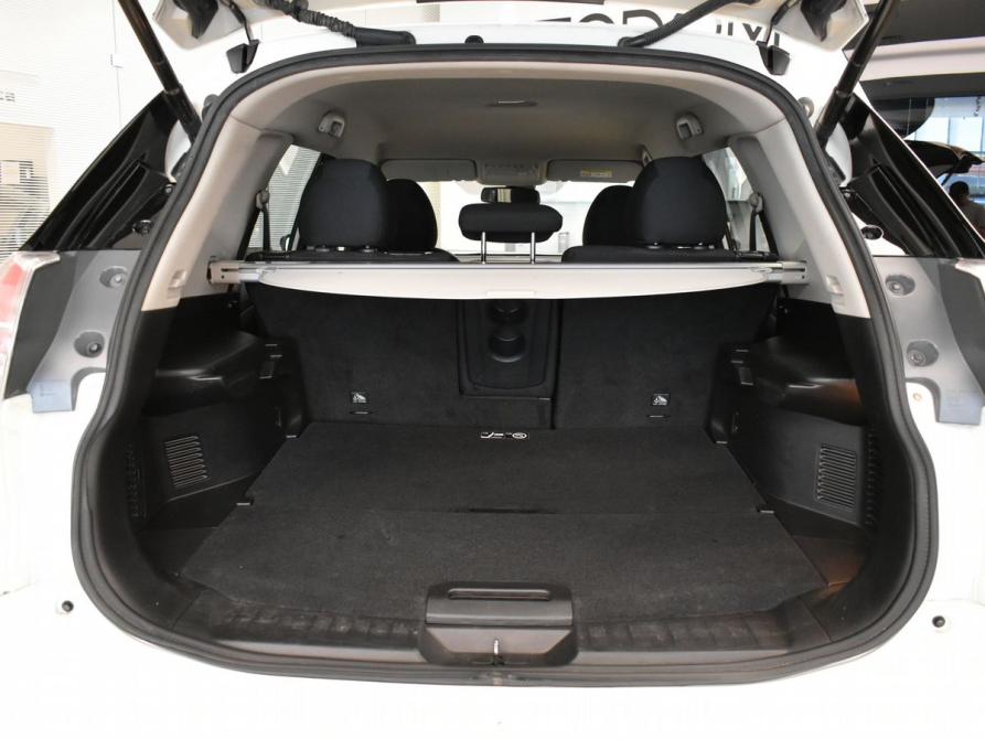 Nissan X-Trail III Москва  - изображение 12