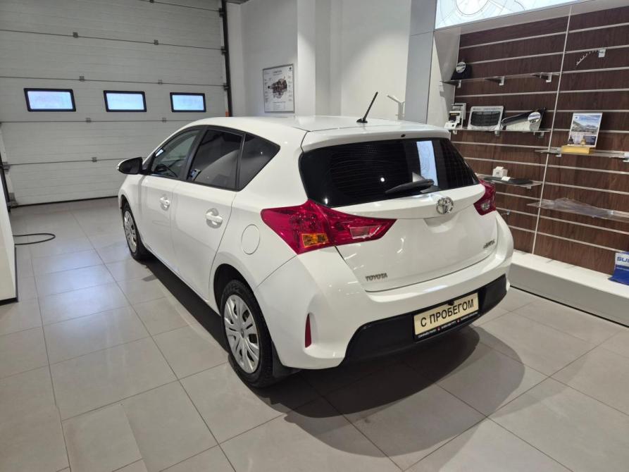 Toyota Auris II Москва  - изображение 6