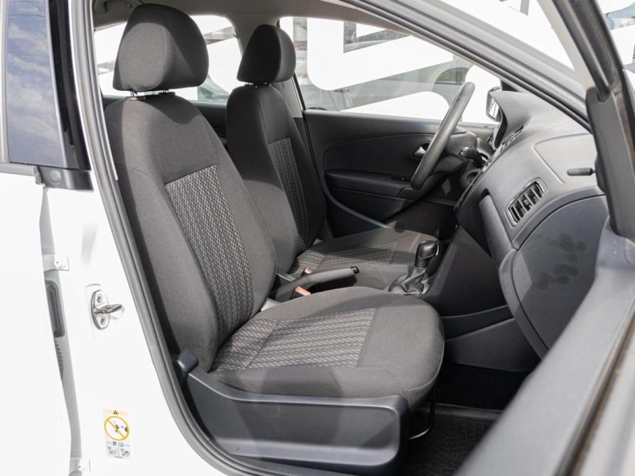 Volkswagen Polo V Рестайлинг Краснодар  - изображение 8