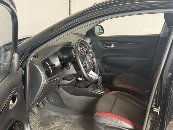 Kia Rio IV с пробегом 2020 года, цена 1 610 000 рублей, 43760 км, хэтчбек, Автокод Объявления
