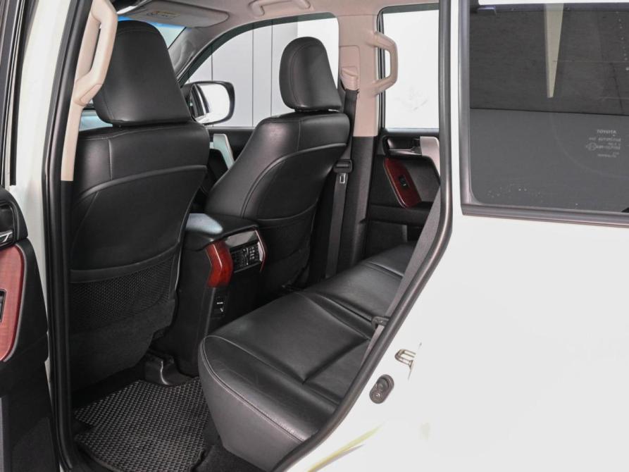 Toyota Land Cruiser Prado 150 Series Рестайлинг 1 Ростов-на-Дону  - изображение 11