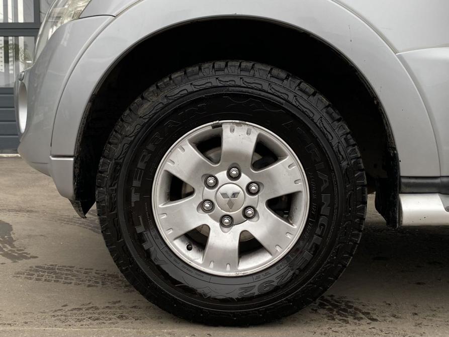 Mitsubishi Pajero IV Рестайлинг 1 Москва  - изображение 9