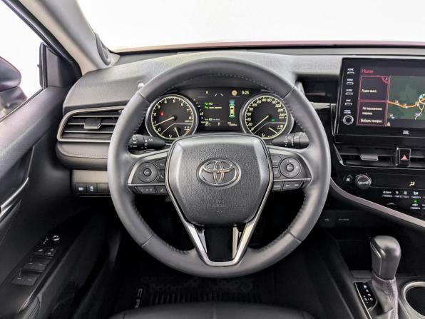 Toyota Camry VIII (XV70) Рестайлинг с пробегом 2021 года, цена 3 300 000 рублей, 53464 км, седан, Автокод Объявления