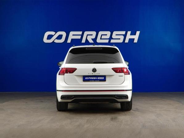 Volkswagen Tiguan II Рестайлинг с пробегом 2021 года, цена 3 899 046 рублей, 62314 км, внедорожник, Автокод Объявления