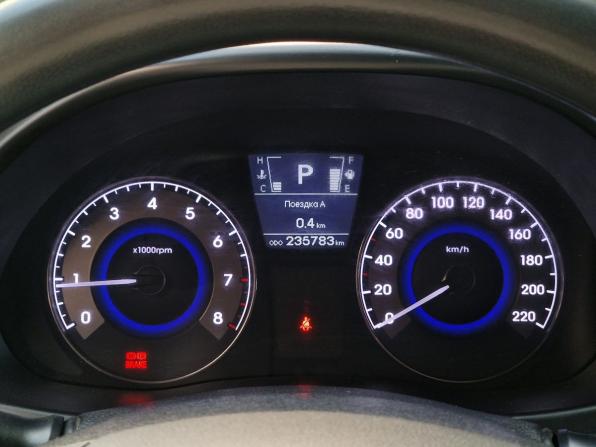 Hyundai Solaris I с пробегом 2014 года, цена 699 000 рублей, 235756 км, седан, Автокод Объявления