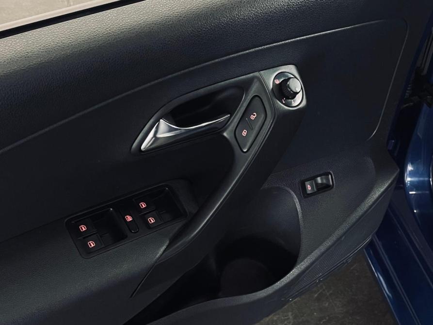 Volkswagen Polo V Рестайлинг Оренбург  - изображение 19