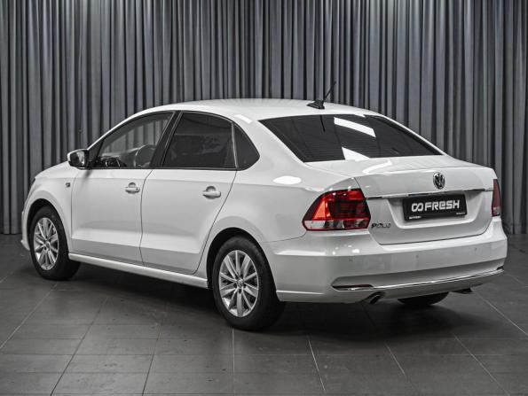 Volkswagen Polo V Рестайлинг с пробегом 2017 года, цена 1 348 000 рублей, 99909 км, седан, Автокод Объявления