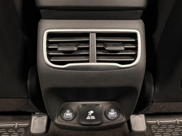 Hyundai Santa Fe IV Рестайлинг с пробегом 2022 года, цена 3 888 000 рублей, 100641 км, внедорожник, Автокод Объявления